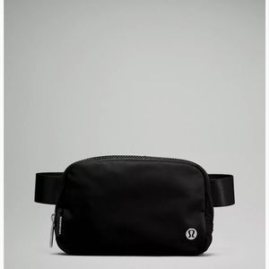 Lululemon belt bag